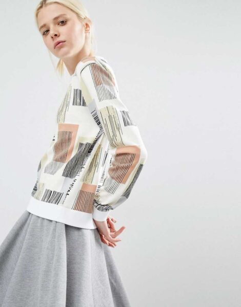 Sweatshirt in Geometric Print